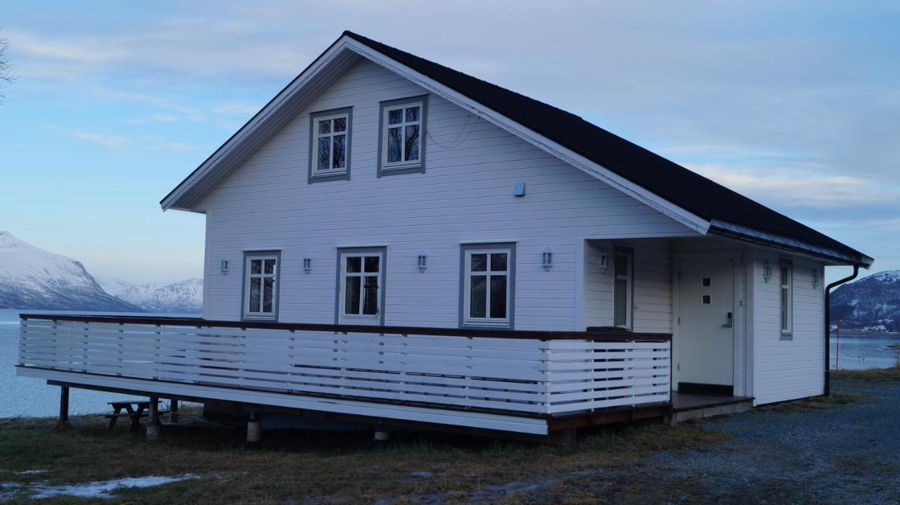 Heggelund Villa Svensby ภายนอก รูปภาพ
